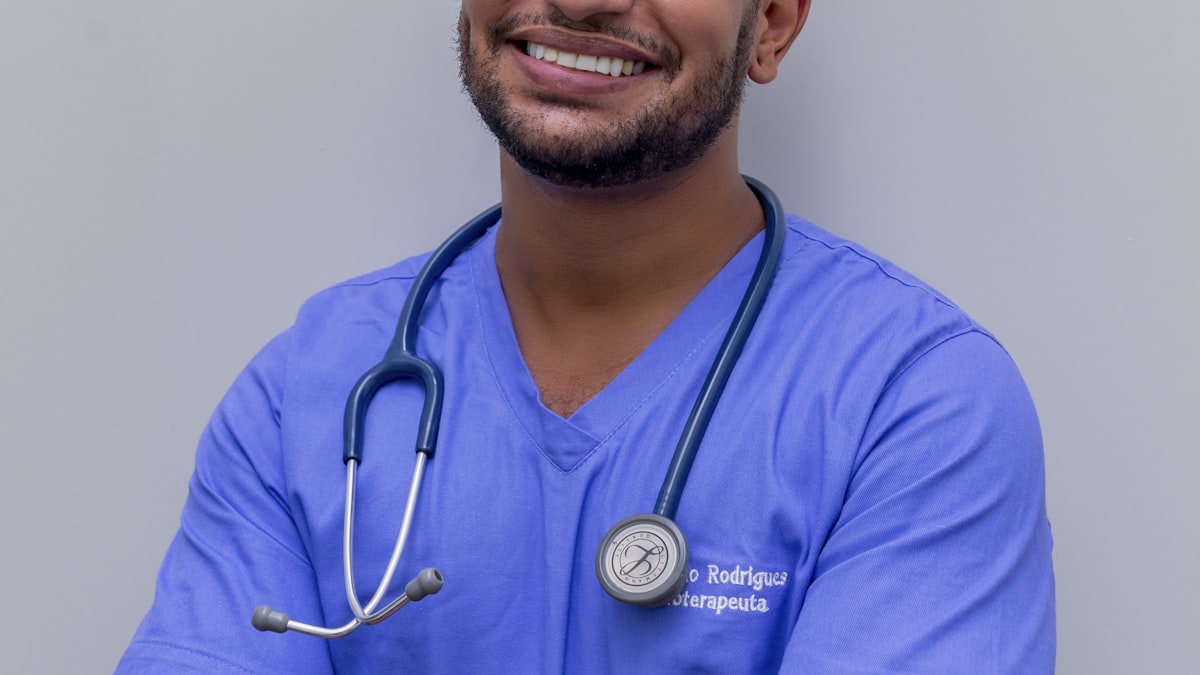 Ribuan dokter kini terhubung dengan pasien melalui platform digital di seluruh Indonesia.